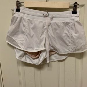 Hottie short lululemon